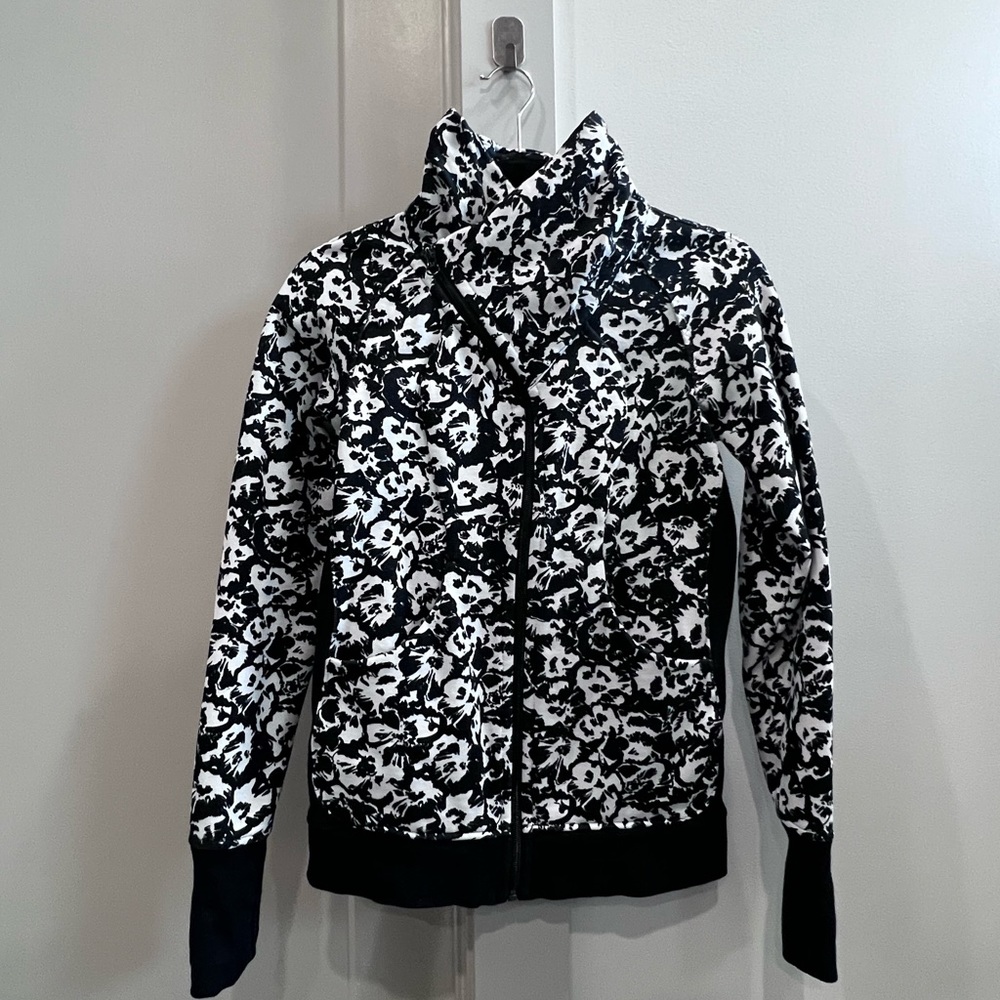 Lululemon Cozy Cuddle Up Full Zip Floral Print Sweatshirt Jacket Size 4